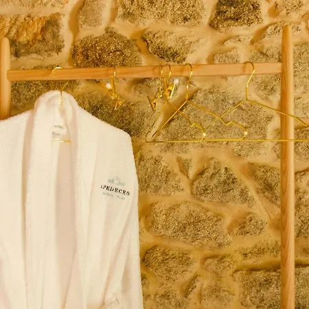 Apedeceo Belesar Villa, Ribeira Sacra, Galicia * 찬타다