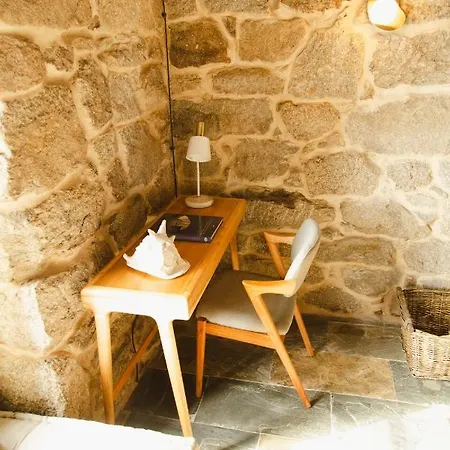 Apedeceo Belesar Villa, Ribeira Sacra, Galicia *