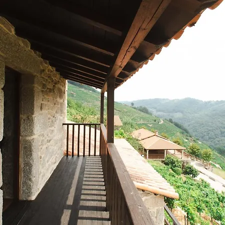 Apedeceo Belesar Villa, Ribeira Sacra, Galicia *