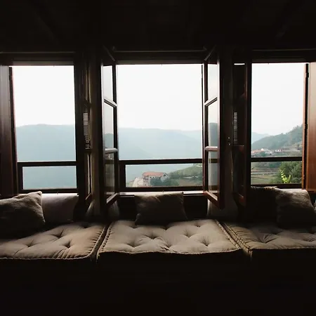 Apedeceo Belesar Villa, Ribeira Sacra, Galicia * 찬타다