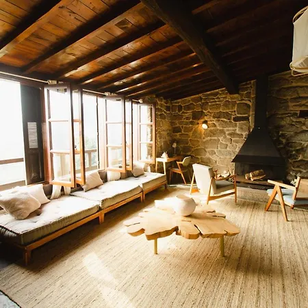 Apedeceo Belesar Villa, Ribeira Sacra, Galicia * 찬타다